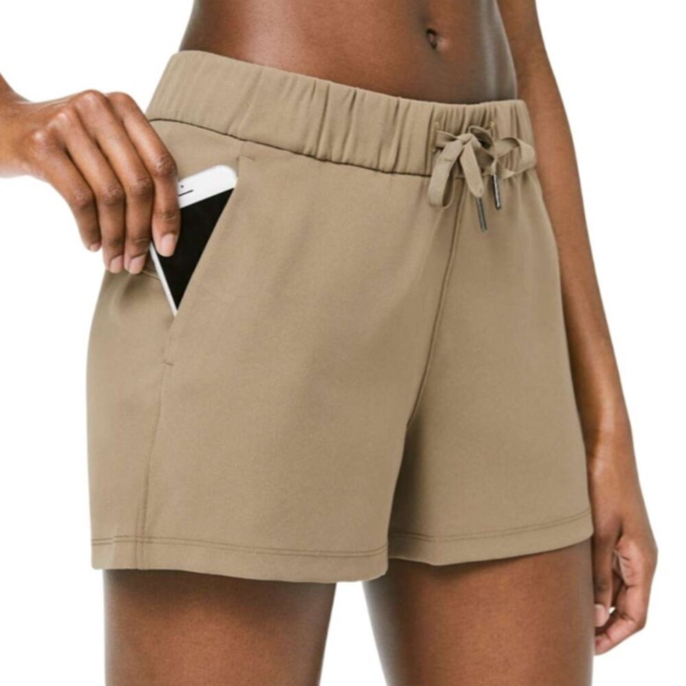 Lululemon On The Fly Shorts Woven 2.5” High Rise Gray Womens 6 Athleisure